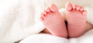 baby feet_303595112_web.jpg