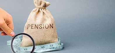 money bag with pension label (bs304715038)_web.jpg