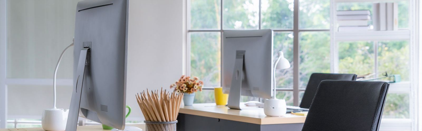 Office desk (bs375003391).jpg