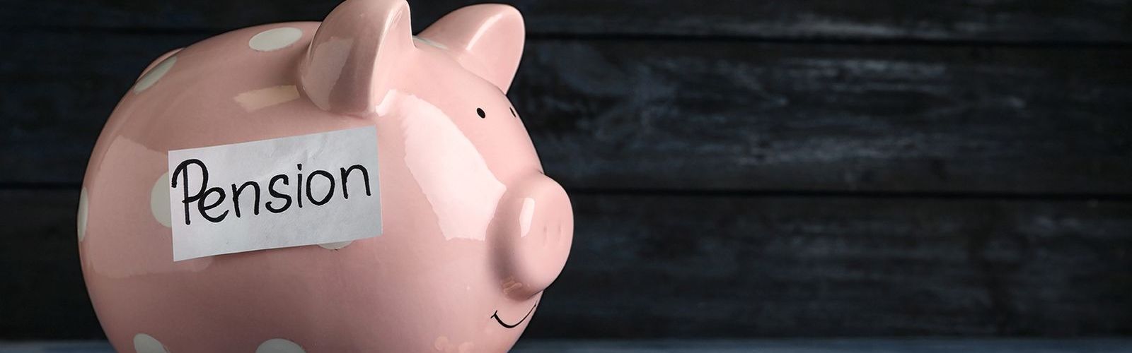 Piggy bank (bs275136055).jpg