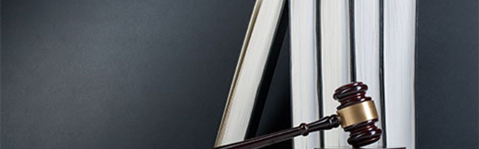 gavel and law books - employment law concept (bs390318575)_web.jpg