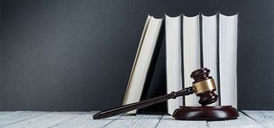 gavel and law books - employment law concept (bs390318575)_web.jpg
