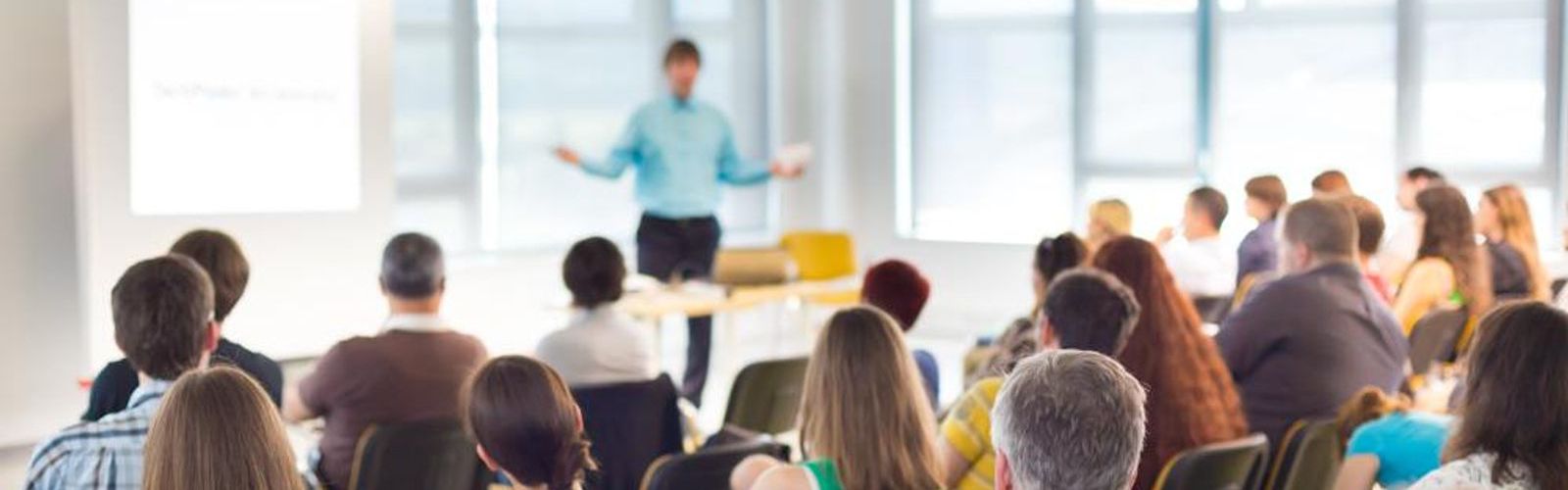 people learning in lecture_217119214_web.jpg