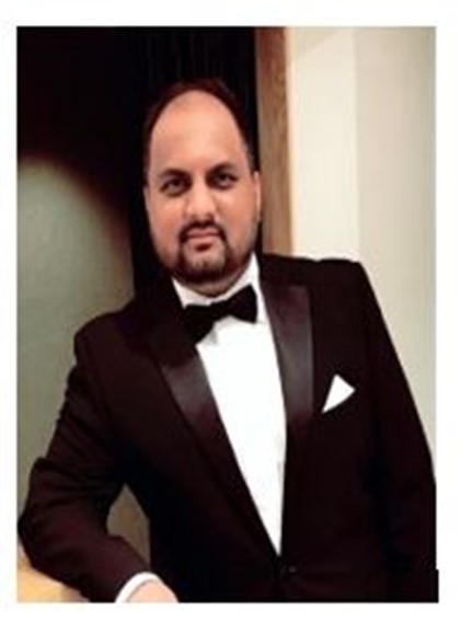 Mandar Naik.jpg