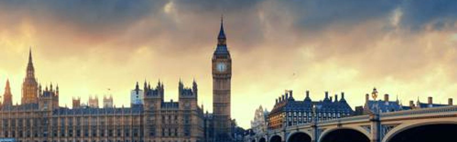 big ben - houses of parliament shutterstock_333711956_web_small_NOL.jpg