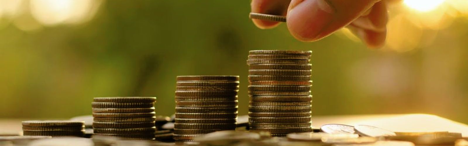 coins stacking_249974521_web.jpg